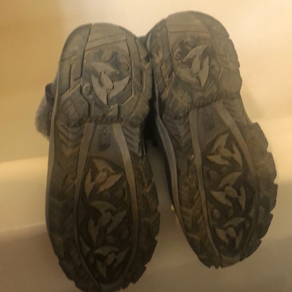 Women’s north face primaloft waterproof boots - Picture 5 of 10